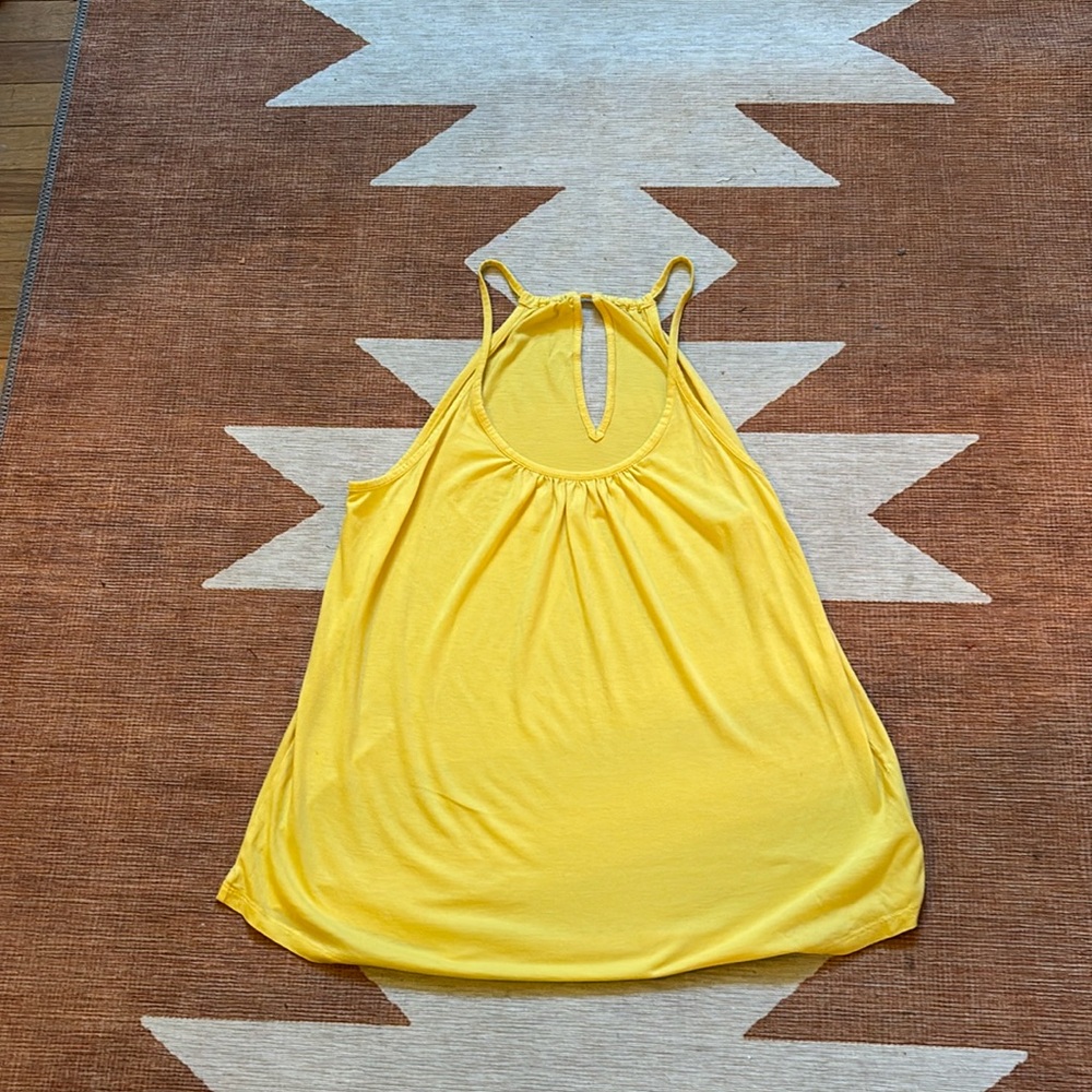 Large Lily Pulitzer yellow tank.